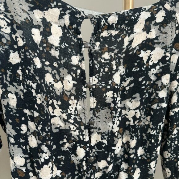 Free People “All The Right Ruffles” Romper – Size XS - Picture 4 of 8